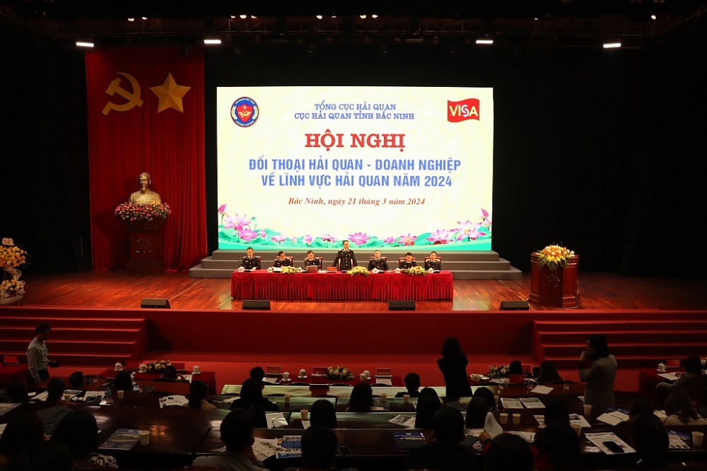 Hải quan Bắc Ninh đối thoại với hơn 200 doanh nghiệp xuất nhập khẩu