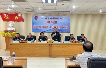Hải quan An Giang đối thoại với hơn 50 doanh nghiệp XNK