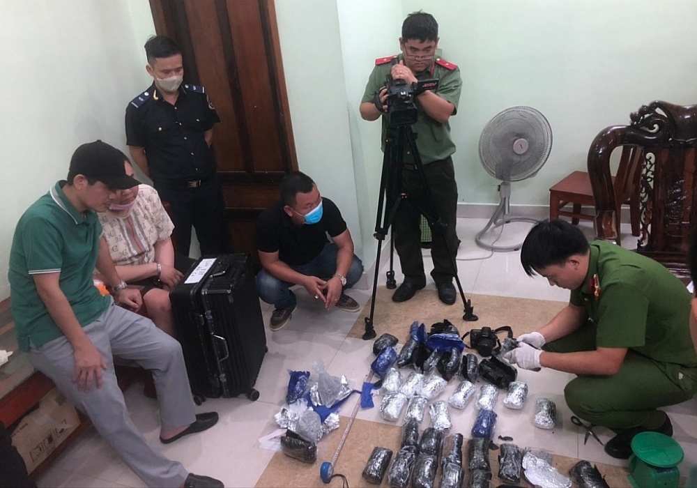 PHOTO: Hiện trường vụ bắt giữ hơn 25.000 viên ma túy tại Quảng Bình