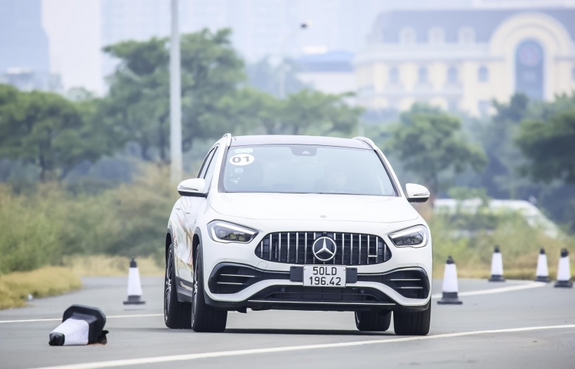 Mercedes-Benz Việt Nam tổ chức lái thử xe trong toàn quốc