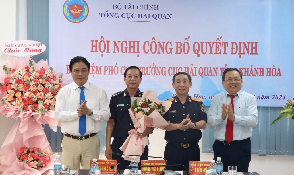 Bổ nhiệm ông Nguyễn Văn Cường giữ chức vụ Phó Cục trưởng Cục Hải quan Khánh Hòa