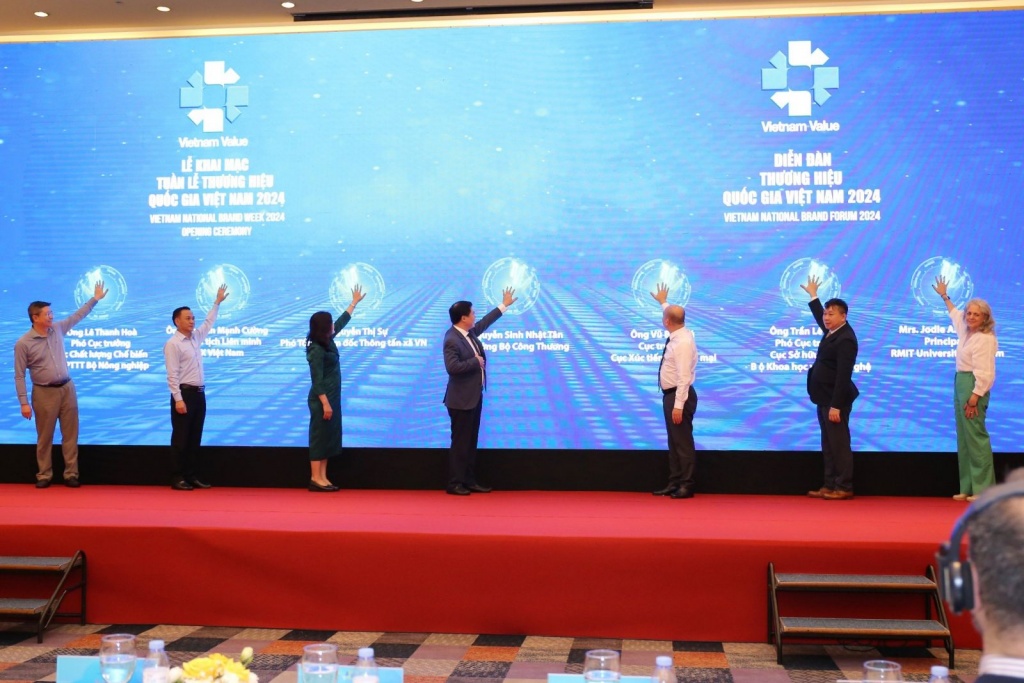 Các đại biểu tham gia nghi thức Khai mạc Tuần lễ Thương hiệu quốc gia Việt Nam  năm 2024.