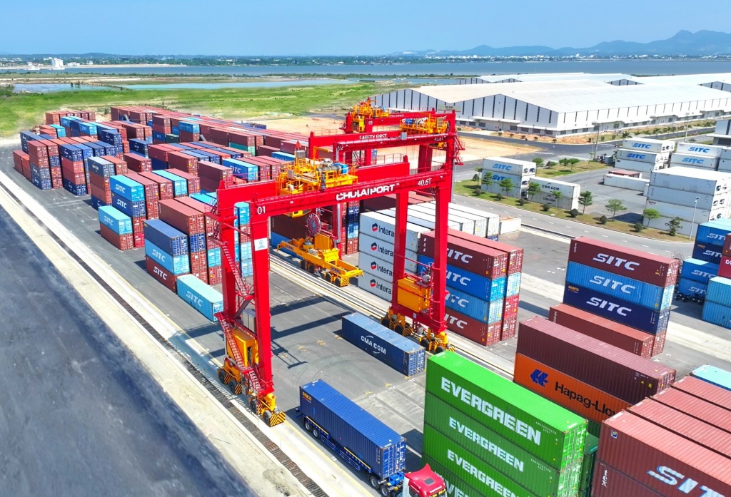 Cảng Chu Lai đưa vào vận hành hệ thống cầu chuyên dụng