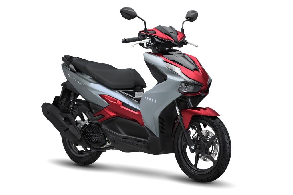 Honda Air Blade 2025, 2 phiên bản giá từ 42,09 triệu đồng