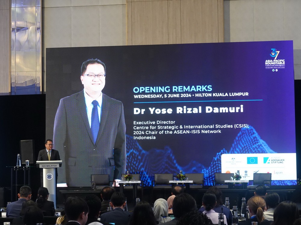 Tiến sỹ Yose Rizal Damuri, Chủ tịch mạng lưới ASEAN-Viện Nghiên cứu Chiến lược và Quốc tế của Malaysia (ISIS). (Nguồn: asean.org)