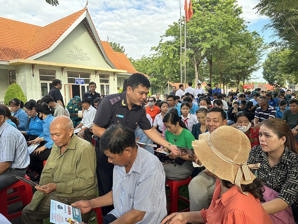 Tuyên truyền phòng, chống ma túy cho cư dân biên giới Bình Phước