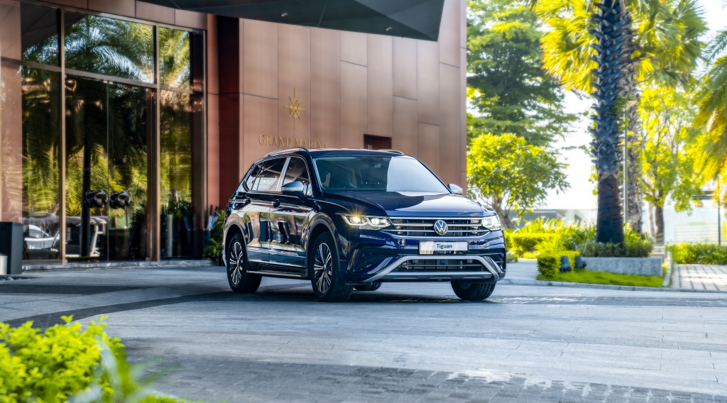 Volkswagen Tiguan Platinum 2024 có giá mới là 1,688 tỷ đồng