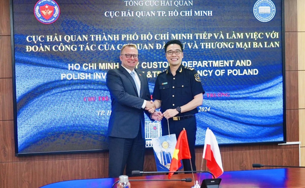 Cơ quan Đầu tư và Thương mại Ba Lan sẽ phối hợp với Hải quan TPHCM tổ chức Diễn đàn giao thương