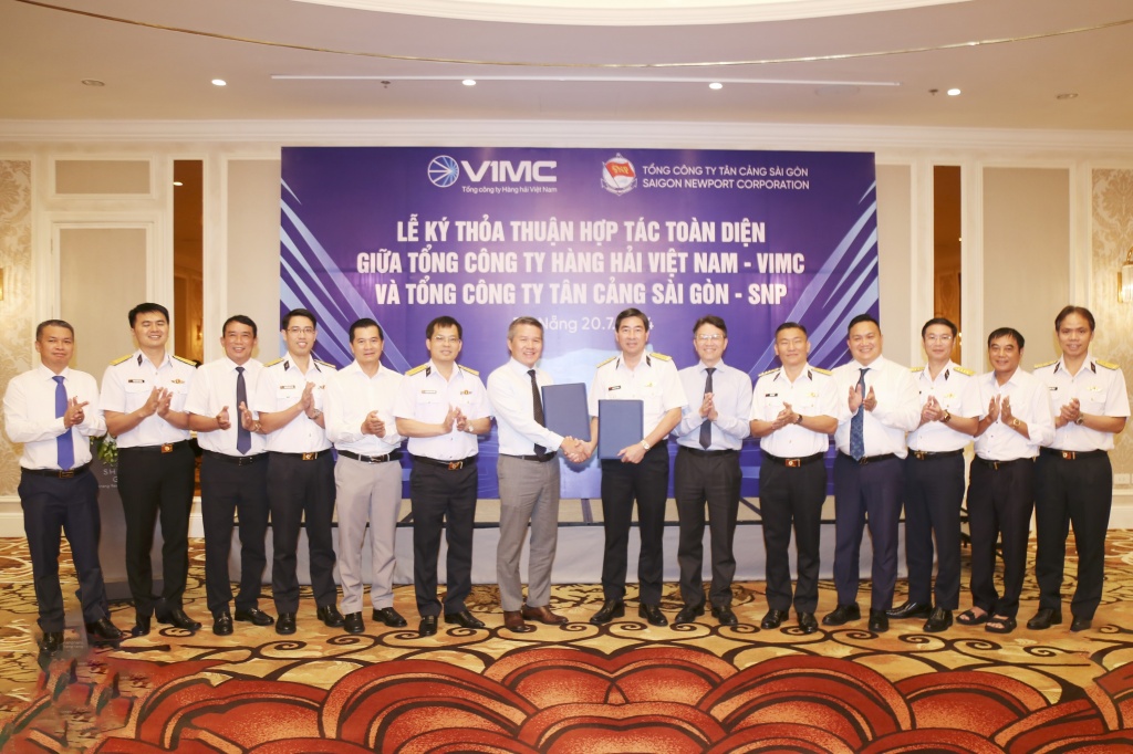 SNP và VIMC ký thỏa thuận hợp tác toàn diện phát triển vận tải biển và logistics