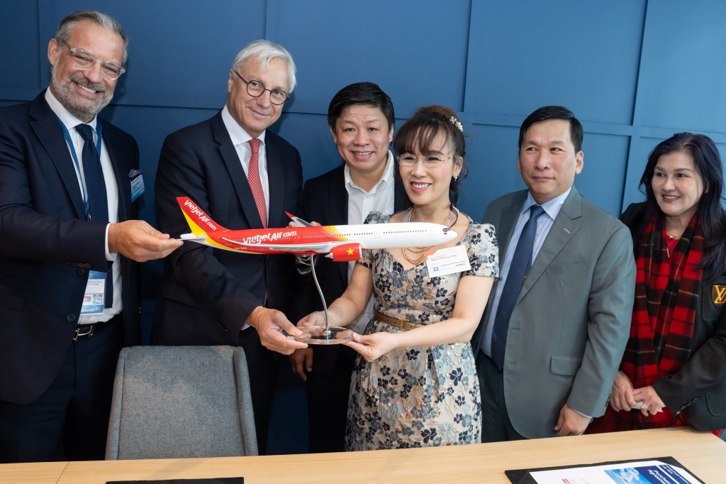 Vietjet và Airbus ký kết hợp đồng 20 tàu A330neo trị giá 7,4 tỷ USD