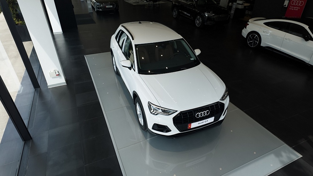 Audi Q3 Advanced phiên bản Black Edition có giá từ 1,890 tỷ đồng