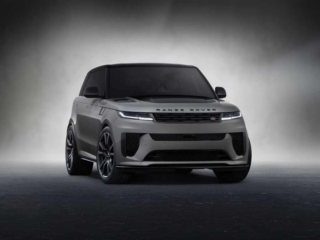 Những hình ảnh mới nhất của siêu phẩm Range Rover Sport SV Edition Two