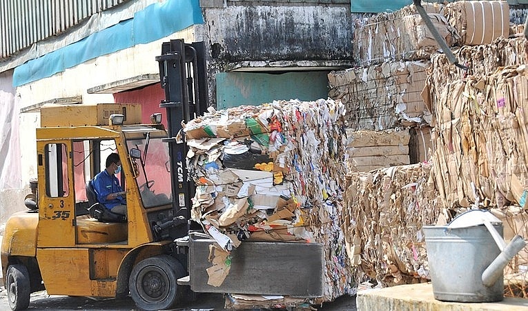 Theo quy định, bên nhận ký quỹ BVMT phải gửi toàn bộ tiền ký quỹ vào tài khoản ký quỹ riêng mở tại ngân hàng thương mại. 	Ảnh minh hoạ: ST