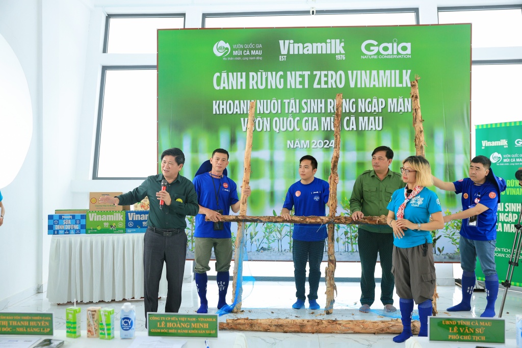 Vinamilk tích cực thực hiện dự án cánh rừng Net Zero