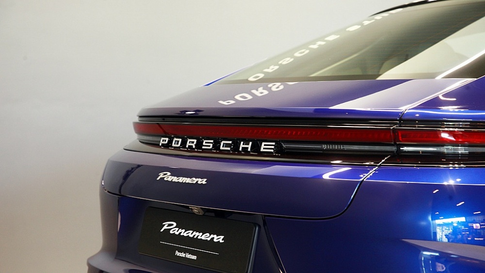 Chính thức có mặt tại Việt Nam Porsche Panamera 2024 giá từ 6,42 tỷ đồng