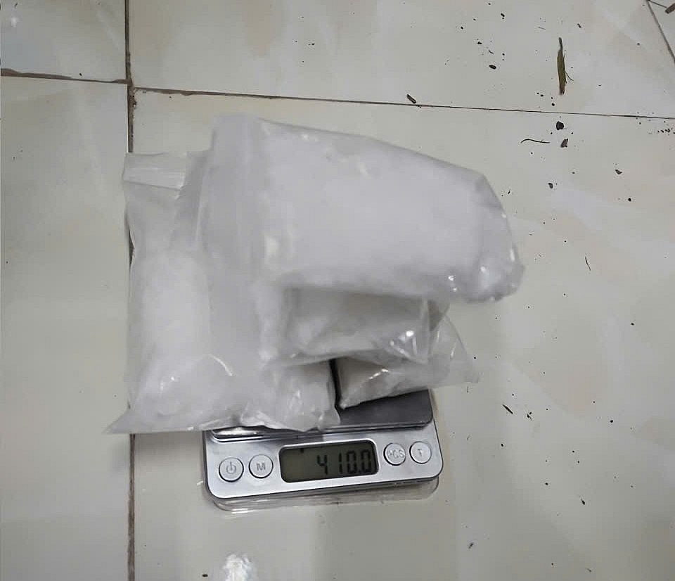 Tang vật 0,5kg ma túy. 