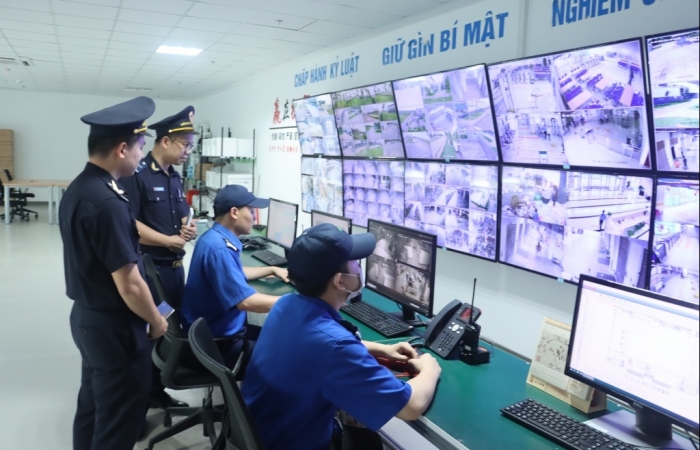Doanh nghiệp cần chủ động tích hợp hệ thống quản lý nội bộ với hệ thống dữ liệu hải quan