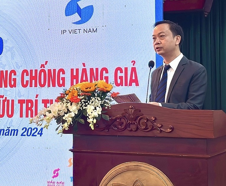 Ông Trần Giang Khuê