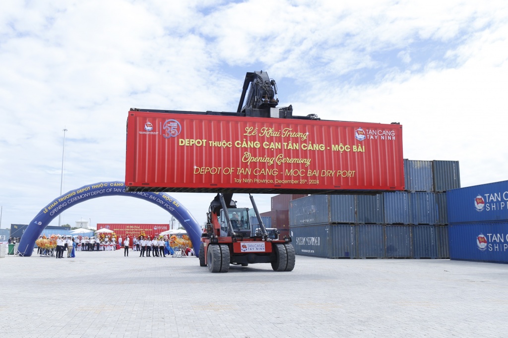 Giải pháp logistics toàn diện cho doanh nghiệp tại cửa khẩu Quốc tế Mộc Bài