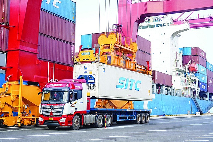 Xuất nhập khẩu Việt Nam 2025-2030: Cơ hội từ FTA và bài toán cạnh tranh Xuất nhập khẩu Việt Nam 2025-2030: Cơ hội từ FTA và bài toán cạnh tranh