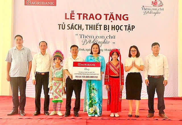 Chương trình “Thêm con chữ, bớt đói nghèo” góp phần thực hiện ước mơ của nhiều trẻ em trên khắp mọi miền Tổ quốc.