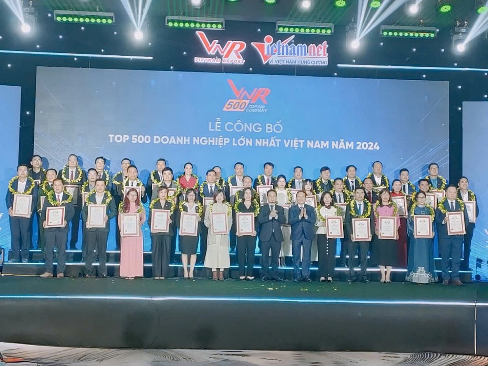 Lễ công bố Top 500 doanh nghiệp lớn nhất Việt Nam năm 2024