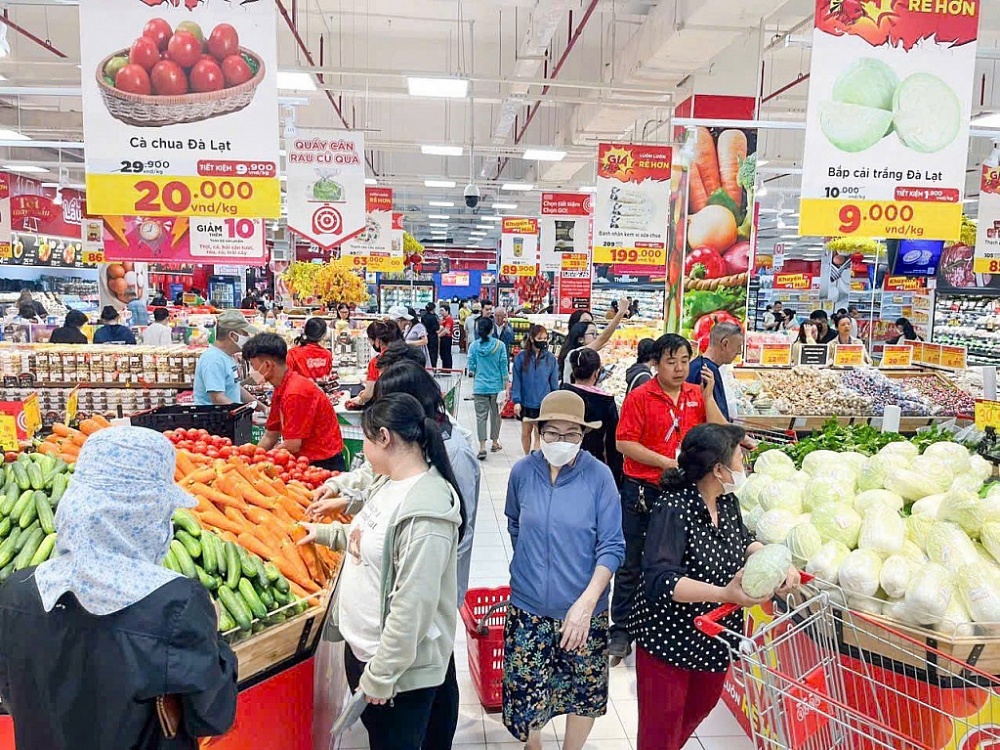 Central Retail Việt Nam giảm giá hàng ngàn mặt hàng tiêu dùng thiết yếu sau Tết