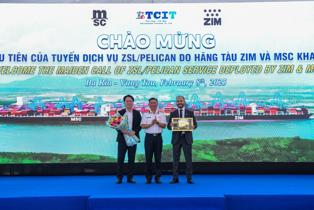 TCIT đón chuyến tàu đầu tiên thuộc tuyến dịch vụ mới- nâng cao cạnh tranh cho hàng xuất khẩu