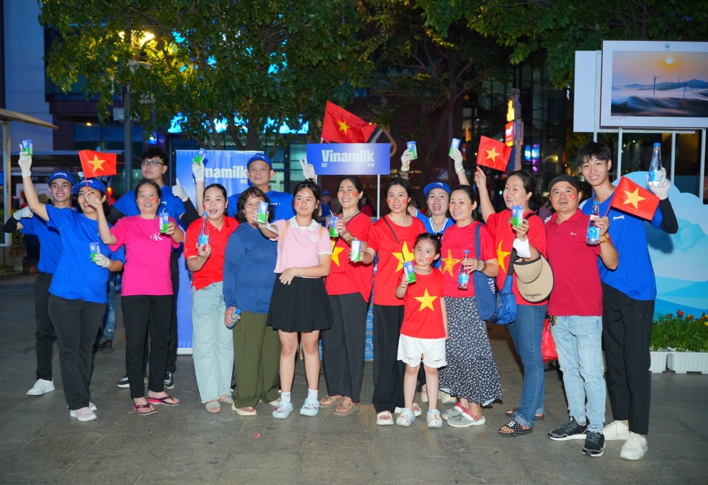 Hơn 150.000 sản phẩm Vinamilk tiếp sức các lực lượng, người dân tham gia Đại lễ 30/4