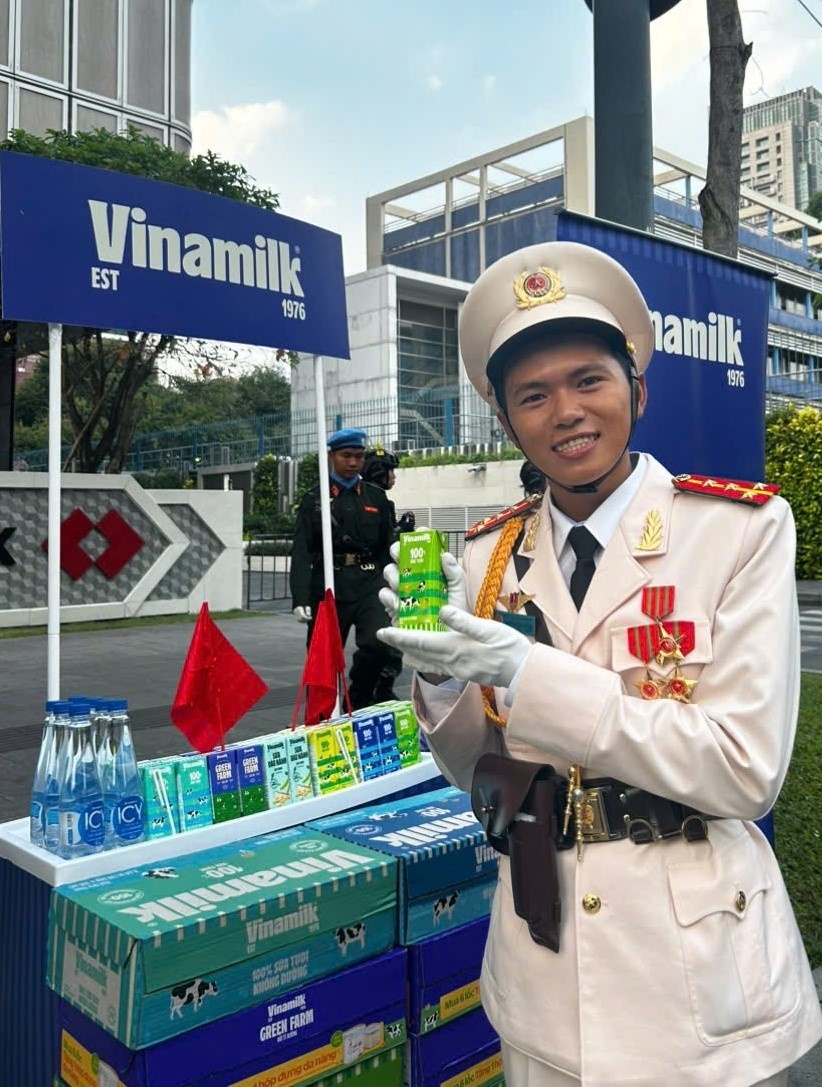 Hơn 150.000 sản phẩm Vinamilk tiếp sức các lực lượng, người dân tham gia Đại lễ 30/4