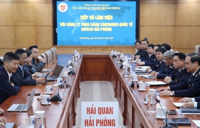 Hải quan khu vực III tích cực hỗ trợ doanh nghiệp cảng