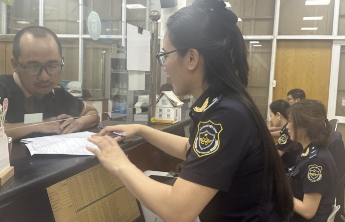 Nghỉ lễ, Hải quan thông quan hơn 700 lô hàng xuất khẩu qua cảng Cát Lái