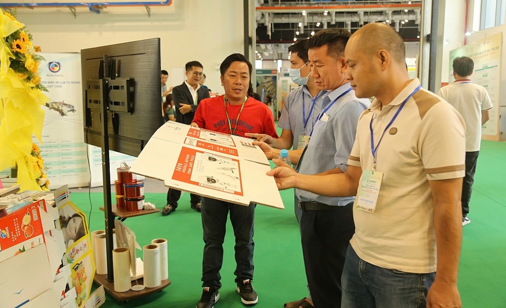 Doanh nghiệp giấy và bao bì tăng tốc “xanh hóa”