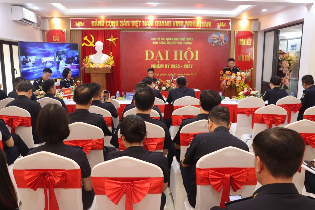 Chi bộ Hải quan KCX và KCN Hải Phòng lãnh đạo đơn vị thực hiện thắng lợi nhiệm vụ được giao