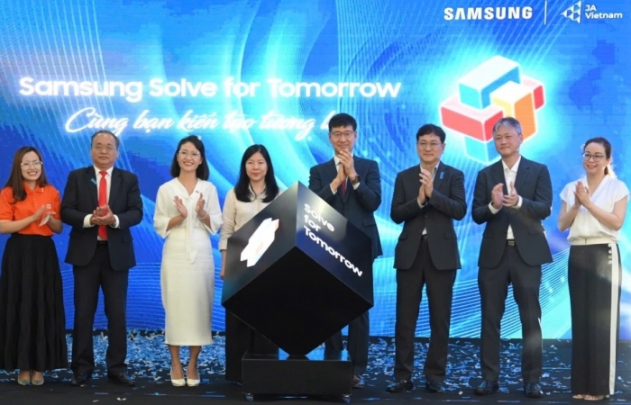 Samsung khởi động cuộc thi Solve for Tomorrow 2025 tại miền Trung