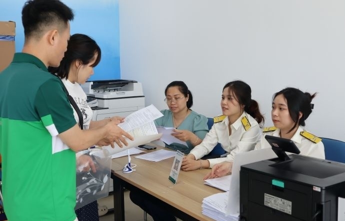 Chi cục Thuế khu vực I đồng loạt ra quân hỗ trợ hộ, cá nhân kinh doanh