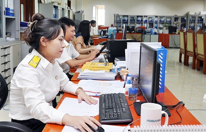 Chi cục Thuế khu vực XIV thu ngân sách 4 tháng đạt 9.030 tỷ đồng