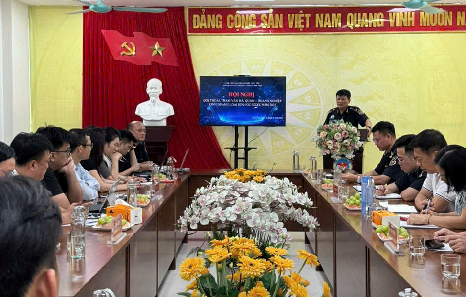 Toàn cảnh hội nghị