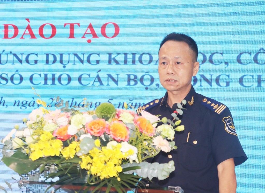 Hải quan khu vực V nâng cao năng lực ứng dụng chuyển đổi số cho công chức