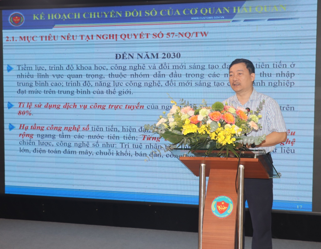 Hải quan khu vực V nâng cao năng lực ứng dụng chuyển đổi số cho công chức