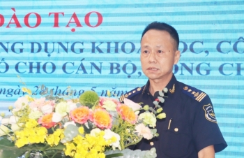 Hải quan khu vực V nâng cao năng lực ứng dụng chuyển đổi số cho công chức