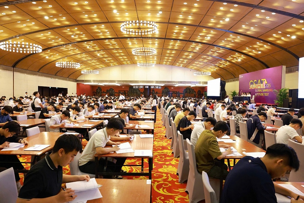 Các ứng viên tham gia kỳ thi.