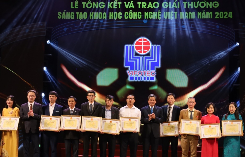 Công nghệ Việt nhận diện chữ viết tay: Bước tiến dài từ phòng lab đến thực tiễn số hoá