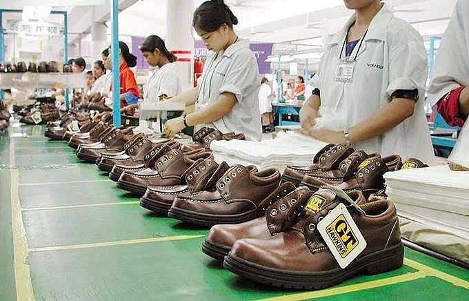 Việt Nam giữ vị trí số 2 toàn cầu về xuất khẩu giày dép