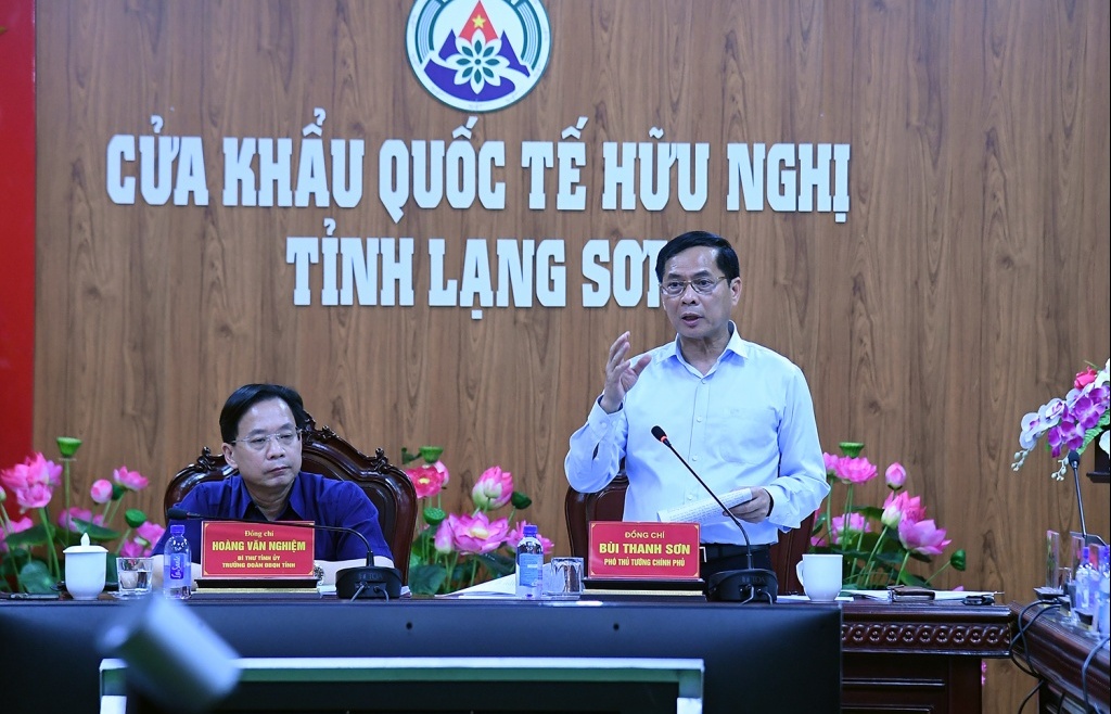 Không để hình thành điểm nóng về vận chuyển trái phép hàng hóa qua biên giới
