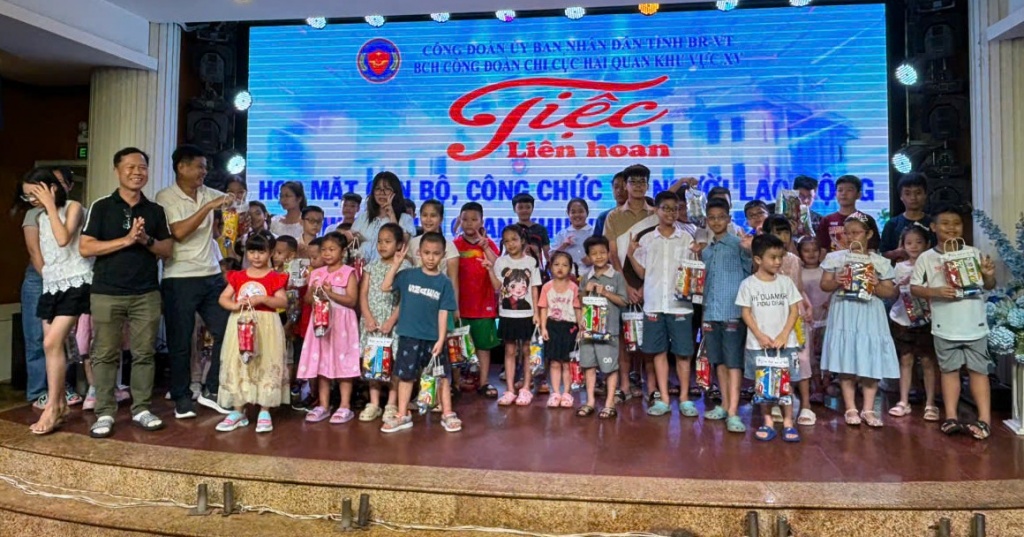 Sôi nổi giải thể thao Công đoàn Hải quan khu vực XV