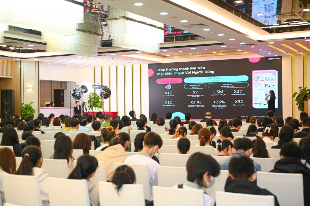 Siết thuế thương mại điện tử: Shopee, TikTok chủ động phối hợp