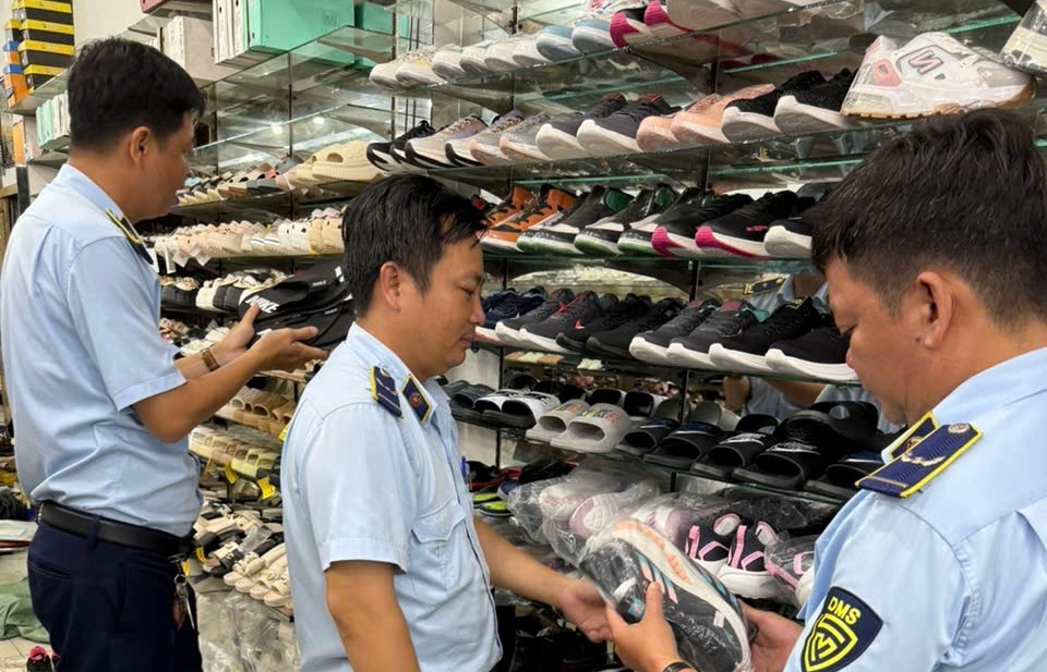 Cần Thơ: Liên tiếp phát hiện nhiều vụ giả mạo nhãn hiệu, xuất xứ hàng hóa