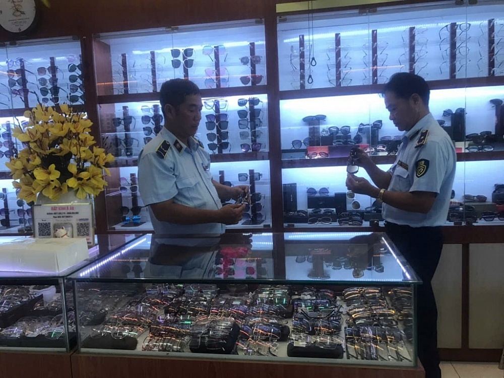 Cần Thơ: Liên tiếp phát hiện nhiều vụ giả mạo nhãn hiệu, xuất xứ hàng hóa