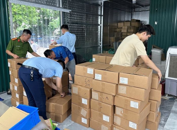 Phát hiện hơn 5.000 lọ mỹ phẩm nhập lậu tại cơ sở thuộc Công ty dược mỹ phẩm Ngân Korea